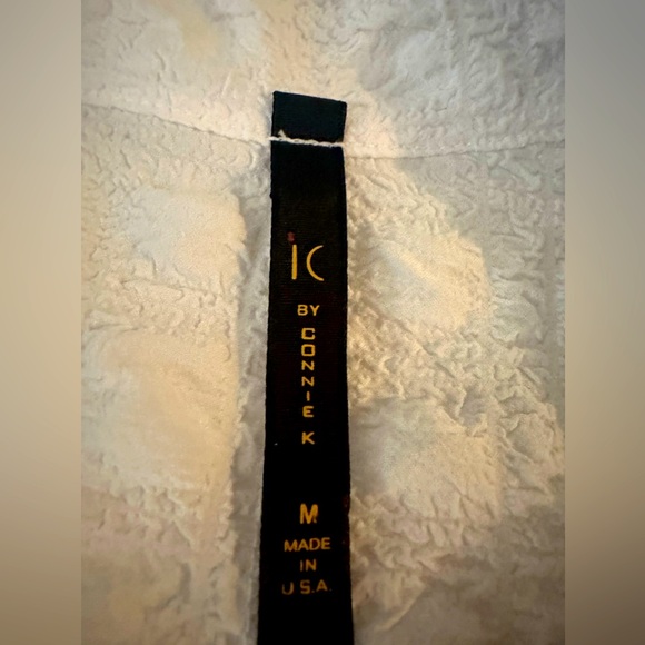 NWT IC by Connie K White Button Down Woman's M Blouse - Picture 7 of 8